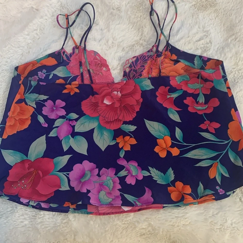 Beautiful Floral Lingerie set Spaghetti Strap Top & matching panties Small
